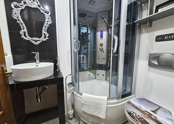 Coquette In Old Town בראשוב