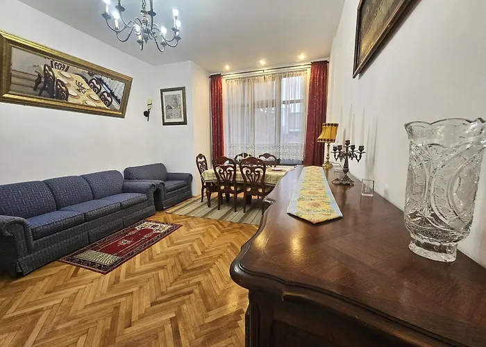 Coquette In Old Town בראשוב